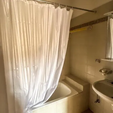 Central Home Apartment Ermoupoli